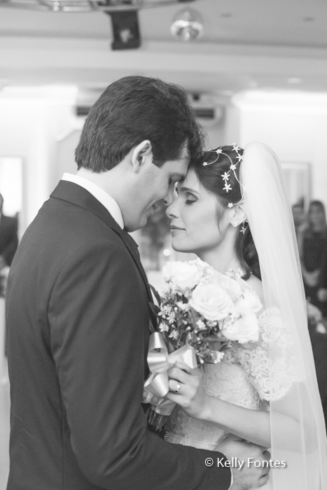 Fotos Casamento RJ o beijo dos noivos por Kelly Fontes Fotografia