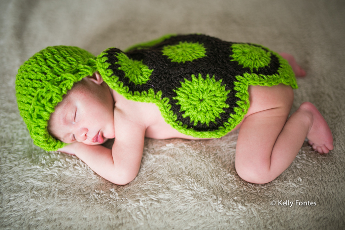 foto Newborn RJ gorro bebe recem-nascido por Kelly Fontes fotografia baby familia