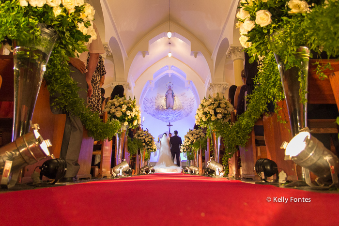 Fotografia Casamento RJ noiva e noivo Igreja Nossa Senhora das Gracas Capela Botafogo por Kelly Fontes