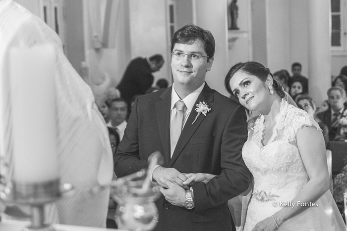 Fotografia Casamento RJ noiva e noivo Igreja Nossa Senhora das Gracas Capela Botafogo por Kelly Fontes