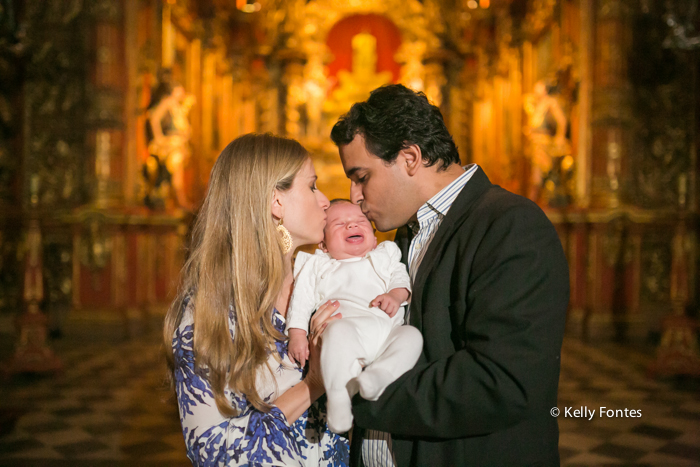 Fotos Batizado RJ Mosteiro de Sao Bento fotografia Batismo mãe e pai por Kelly Fontes