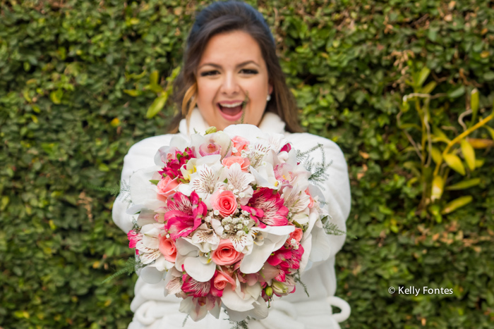 fotografia casamento rj making of buque da noiva colorido rosa e branco