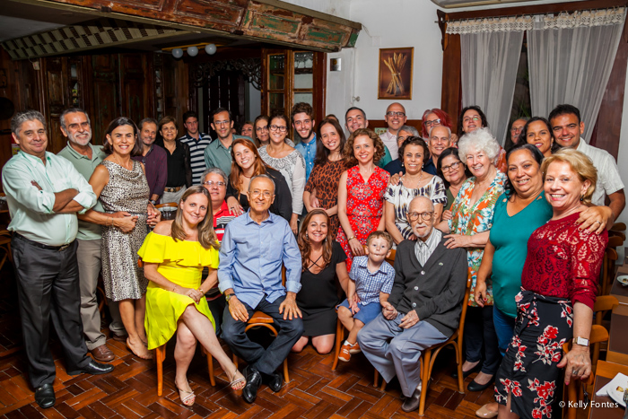 Fotografia festa 100 anos RJ Julio naked cake na mesa do bolo de aniversário do patriarca parabéns Escola do Pão Jardim Botânico